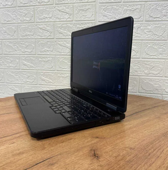 Ноутбук Dell Latitude 5540 HD i5 4200U 8Gb SSD 256Gb Б/В | Зображення 3