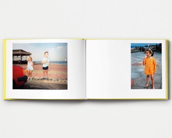 Подарункові книги для фотографів фотографії Мартіна Парра Martin Parr x The Anonymous Project: Deja View | Зображення 2