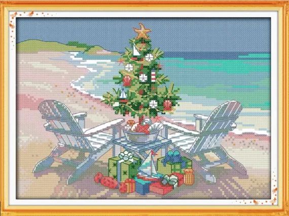 Набор для вышивания крестиком по нанесённой на канву схеме "Christmas tree " .   AIDA 14CT printed, 30*21 см
