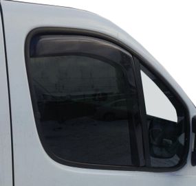Ветровики вставные (2 шт, HIC) для Nissan Primastar 2002-2014 гг