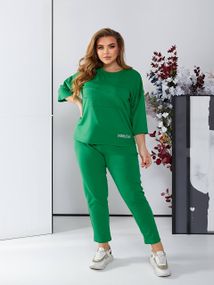 Женский спортивный прогулочный костюм с укороченными штанами NB24003 зеленый, размер 54/56