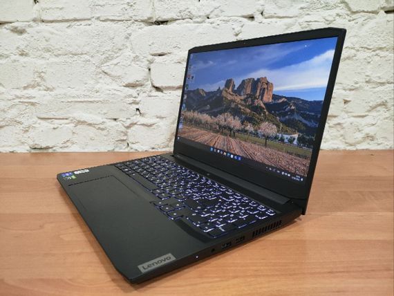 Игровой ноутбук Lenovo IdeaPad Gaming 3 15IHU6 / 15.6" (1920x1080) IPS / Intel Core i5-11300H (4 (8) ядра по 2.6 - 4.4 GHz) / 16 GB DDR4 / 480 GB SSD / nVidia GeForce RTX 3050, 4 GB GDDR6, 128-bit / WebCam б/у | Зображення 3