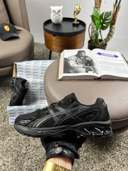 Мужские кроссовки ASICS Gel-Nimbus 10.1 All Black весна / лето / осень A4061 46 | Зображення 7
