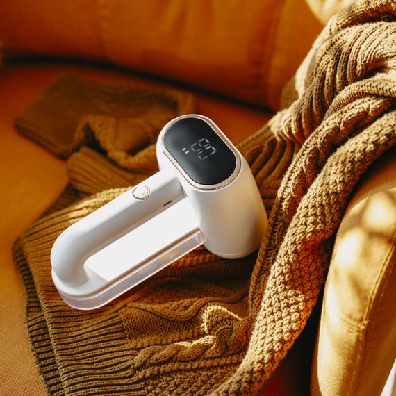 Машинка для удаления катышков Adler AD 9622 белая аккумуляторная с LCD дисплеем, двойная головка | Зображення 8