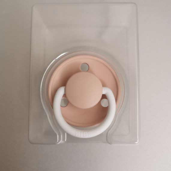 Соска Bibs De Lux Latex 0-6 міс нічна Blush glow | Зображення 1