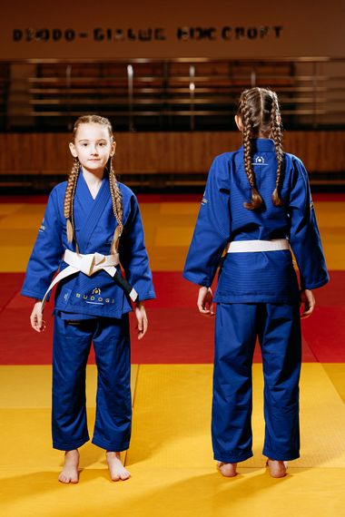 Синє дитяче кімоно для дівчаток, джиу-джитсу, TM BUDOGI, зріст 130 см, щільність 350 гр/м.кв. | Зображення 3