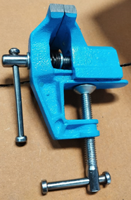 Лещата неповоротні 60мм для дрібних робіт APRO