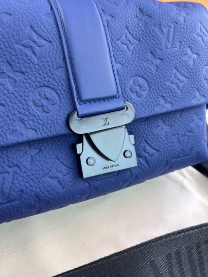 Месенджер синiй Louis Vuitton S-Cape Blue c849 | Зображення 2