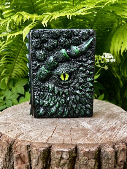 Блокнот “Драконів Око” — фентезійний записник A5 із 3D обкладинкою (7 кольорів)
