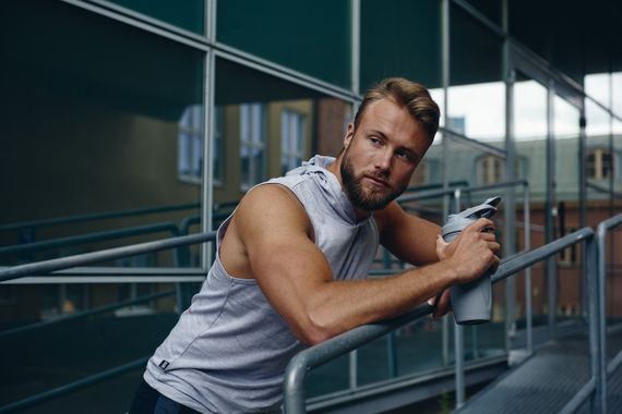 Шейкер спортивний SmartShake металевий Reforce Stainless Steel 30oz/900ml Gray (Original) | Зображення 5