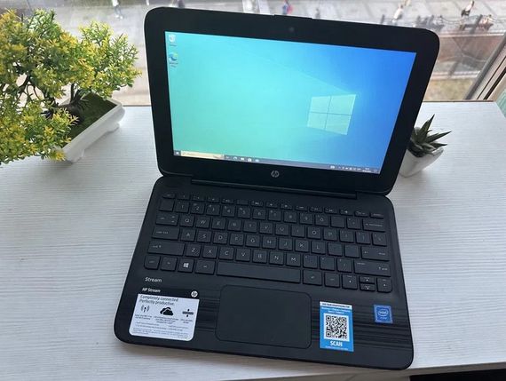 Ультрабук- Hp Stream 11.6 ” 4/32 GB SSD Intel Б/В | Зображення 3