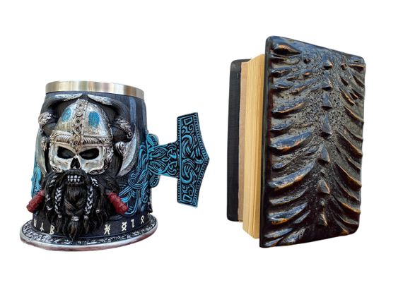 Подарунковий набір Кухоль 3D Молот Тора Бородастий Вікінг і Блокнот 3D «Жар Серця Дракона» | Зображення 1