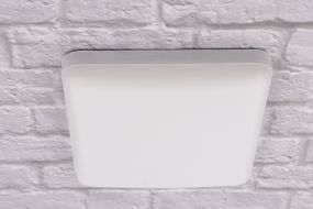 Современный квадратный потолочный светильник LED для комнаты кухни ванной 25163 Белый 3х17х17 см.