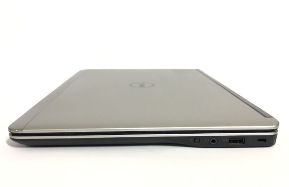 Ультрабук Б-клас Dell Latitude E7440 / 14" (1920x1080) IPS / Intel Core i7-4600U (2 (4) ядра по 2.1 - 3.3 GHz) / 8 GB DDR3 / 128 GB SSD / Intel HD Graphics 4400 / WebCam / Win 10 Pro б/в | Зображення 4
