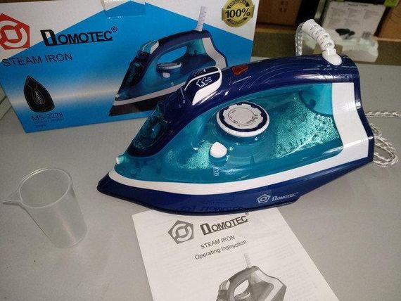 Хороший прасувальний парова праска Domotec MS 2228 з керамічним покриттям підошви для прасування одягу 2200ВТ | Зображення 1