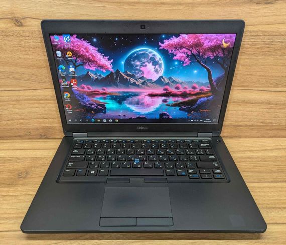 Ігровий ноутбук Dell Latitude 5491 / 14" (1920x1080) IPS / Intel Core i7-8850H (6 (12) ядра по 2.6 - 4.3 GHz) / 16 GB DDR4 / 512 GB SSD / nVidia GeForce MX130, 2 GB GDDR5, 64-bit / WebCam / Windows 10 б/в + Подарунок Бездротова миша / USB | Зображення 1