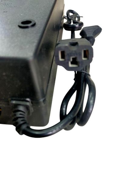 Зарядное устройство SS9106032C, 67.2V 5.0A для электротранспорта | Зображення 2