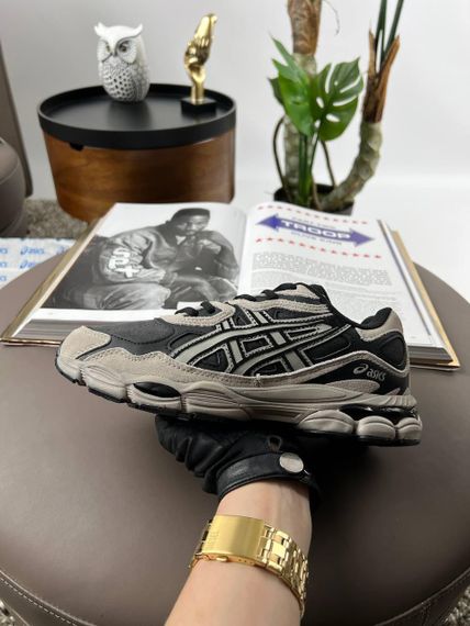 Чоловічі кросівки ASICS Gel-NYC Grey Black Light Brown весна / осінь A3496 44 28 | Зображення 5
