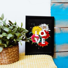 Постер в рамке LOVE 21x30 см, A4 (MT4_20L007)