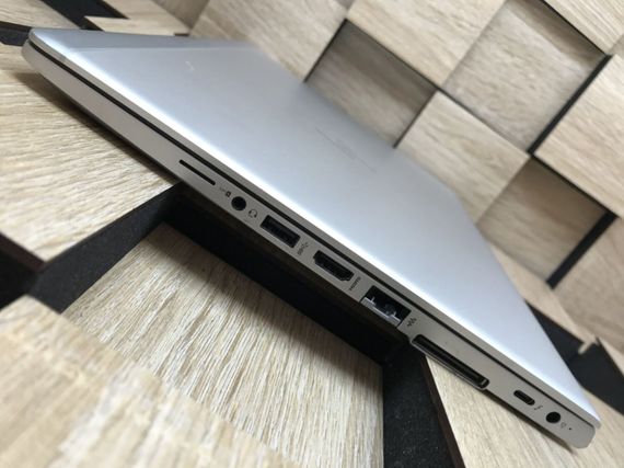 Ультрабук Б-клас HP EliteBook 830 G6 / 13.3" (1920x1080) IPS / Core i7-8665U (4(8) ядра по 1.9-4.8 GHz) / 8GB DDR4 / 256GB SSD M.2 / UHD Graphics 620 / WebCam / Fingerprint / HDMI б/в | Зображення 5