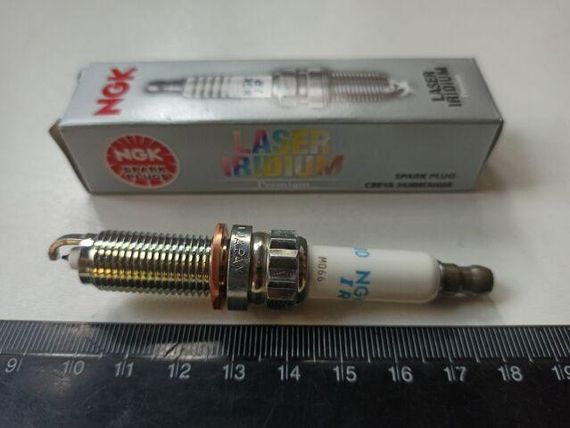 Свічка запалювання NGK SILZKBR8D8S/97506 BMW | Зображення 1