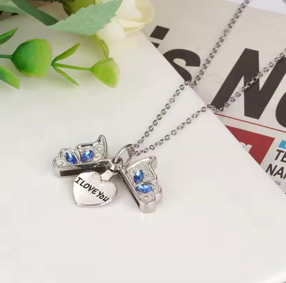 Підвіска з метеликом з сердечком love з камінцями, кулон, кольє, підвіска сердечко, підвіска метелик, підвіска з камінчиками | Зображення 1