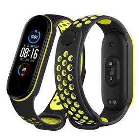 Ремешок для фитнес браслета BeCover Nike Style для Xiaomi Mi Smart Band 5 Black-Green (705152)