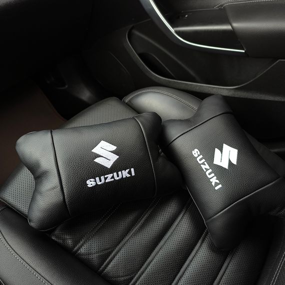 Набір шкіряних подушок Suzuki з вишивкою логотипу + брелок у подарунок для авто | Зображення 9