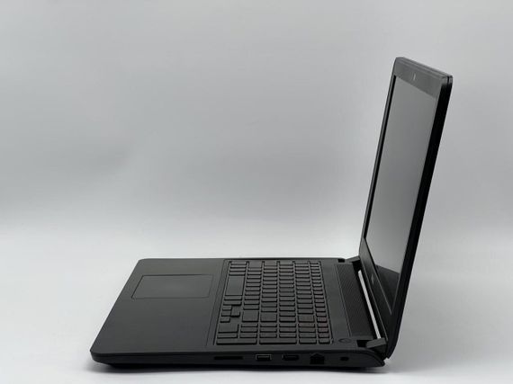 Игровой ноутбук Б-класс Dell Inspiron 15-7559 / 15.6" (1920x1080) IPS / Intel Core i5-6300HQ (4 ядра по 2.3 - 3.2 GHz) / 16 GB DDR3 / 480 GB SSD / nVidia GeForce GTX 960M, 4 GB GDDR5, 128-bit / WebCam б/у + Подарок Беспроводная мышь HOCO GM28 | Зображення 3