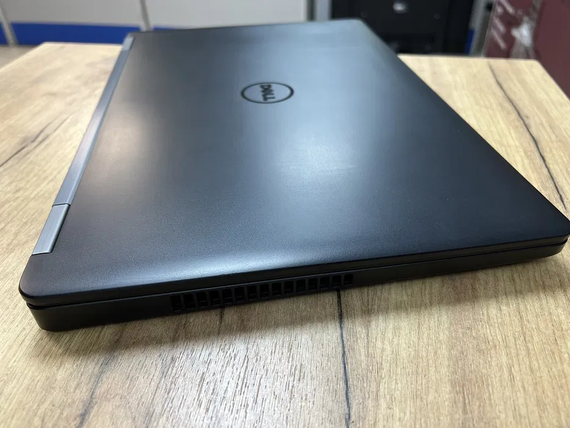 Ноутбук Dell Latitude E5570 15.6  core i7 6820HQ/8Gb/240Gb SSD/Radeon R7 M370 | Зображення 4
