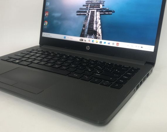 Ноутбук Б-клас HP 240 G8 / 14" (1920x1080) IPS / Intel Core i5-1035G1 (4 (8) ядра по 1.0 - 3.6 GHz) / 8 GB DDR4 / 256 GB SSD / Intel UHD Graphics / WebCam / Win 11 Pro б/в + Подарунок Флеш-накопичувач Kingston DataTraveler Exodia S 64 ГБ | Зображення 9