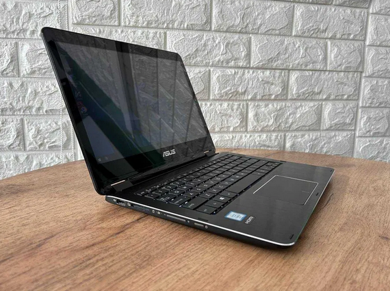 Ноутбук Сенсорний Asus Q303UA 13,3" HD i5 6200U 8Gb SSD 256Gb Б/У | Зображення 4