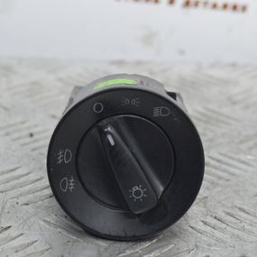 Перемикач світла фар торпедо Volkswagen Golf IV Passat перемикач основного світла Фольксваген Гольф 1C0941531A