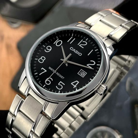 Чоловічий годинник Casio MTP-V002D-1B | Зображення 1