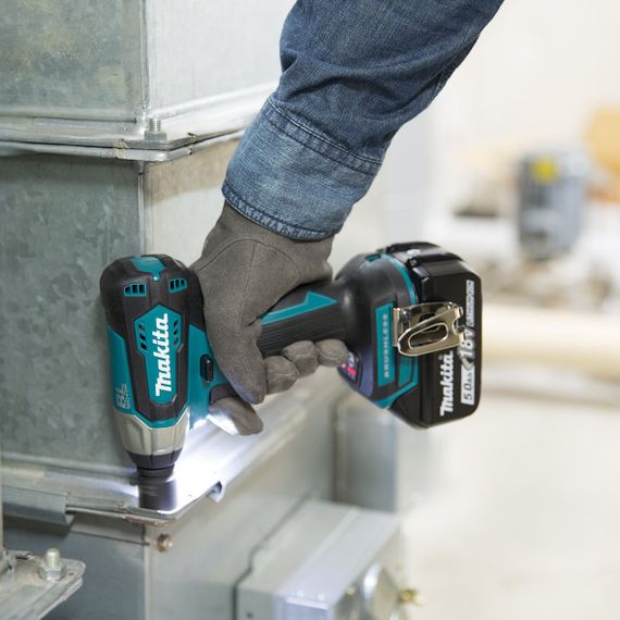 Гайкокрут акумуляторний Makita DTW181Z (210 Нм, 1/2", LXT, без акумуляторів та зарядного пристрою) | Зображення 6