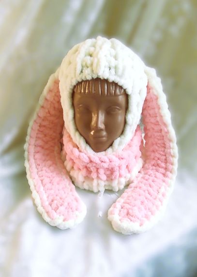 Балаклава колір 6234 плюшева з вушками зайчик молочний колір puffy