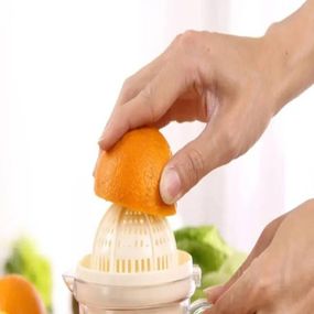 Соковыжималка ручная с чашкой Розовая