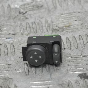 Кнопка перемикач скла Fiat Doblo 2000-2009 Джойстик регулювання скла Фіат Добло B569