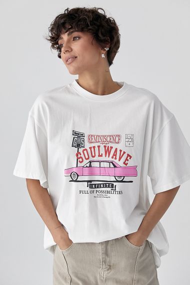 Футболка вільного фасону  із принтом авто - білий цвет, ONE SIZE (є розміри) | Зображення 4