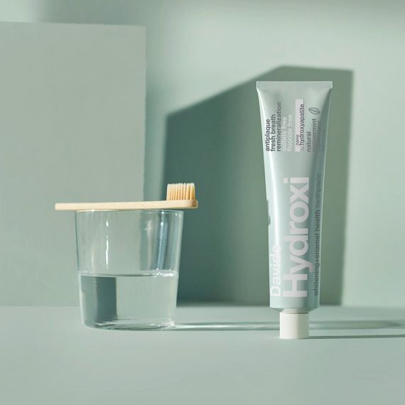 Зубна паста Davids Hydroxi Whitening+Enamel Health з наногідроксиапатитом та смаком перцевої м'яти, 113 грам | Зображення 3