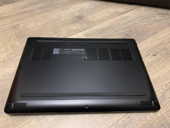 Ноутбук Dell  15.6 FHD + Core i5 + GTX 1050 + SSD + 16 Ram | Зображення 5