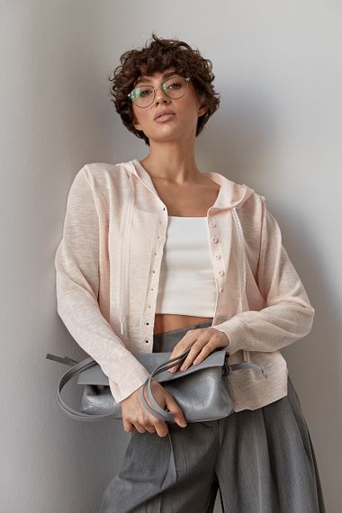 Легкий в'язаний кардиган на ґудзиках із капюшоном - пудра цвет, ONE SIZE (є розміри) | Зображення 4