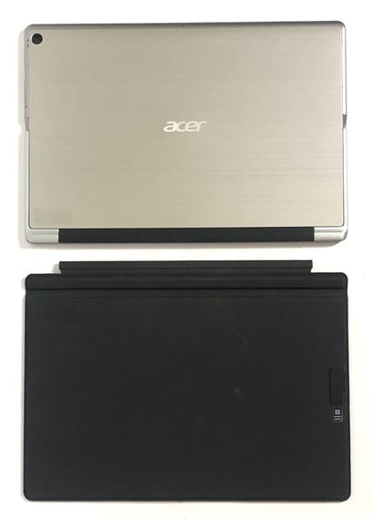 Нетбук-трансформер Б-клас Acer Switch Alpha 12 SA5-271P / 12" (2160x1440) IPS Touch / Intel Core i5-6200U (2 (4) ядра по 2.3 - 2.8 GHz) / 8 GB DDR3 / 256 GB SSD / Intel HD Graphics 520 / WebCam / Win 10 Pro б/в | Зображення 7