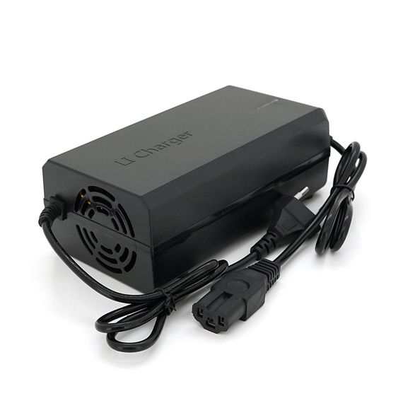 Зарядний пристрій Jinyi для акумуляторів LiFePo4 72V(87,6V),24S,6A,штекер Triangle plug (T-tipe/IEC/C13 N+L-), з індикацією,BOX