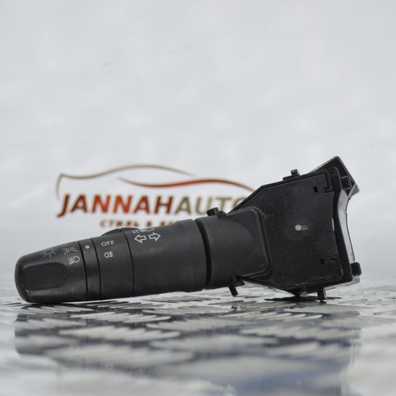 Підрульовий перемикач поворотів лівий Nissan Primera Almera 02-08 Ніссан Альмера Прімера 25540AV620