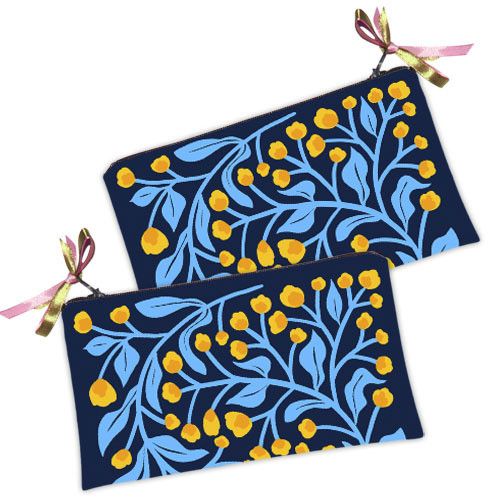 Косметичка жіноча Флаг в цветах 20х12 см (K_22U020)