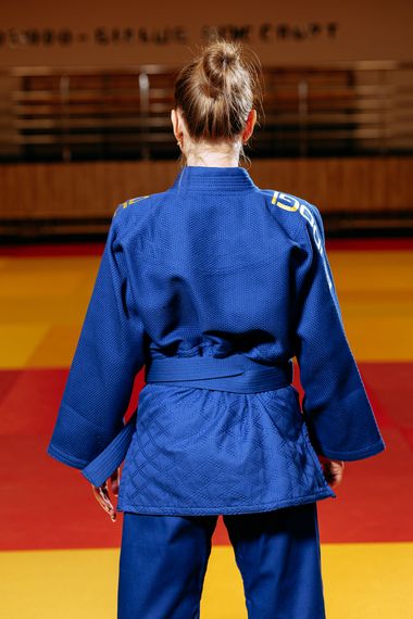 Синє кімоно для дівчат/жінок, дзюдо, TM BUDOGI серія PRO, зріст 150 см, щільність 650 гр/м.кв. | Зображення 4