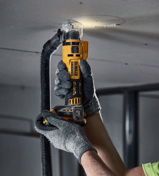 Фрезер акумуляторний для вирізання гіпсокартону DeWalt без АКБ та ЗП DCE555N | Зображення 1