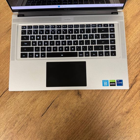 Ігровий ноутбук Gigabyte Aero 16 XE4 / 16" (3840x2400) OLED / Intel Core i7-12700H (14 (20) ядер по 3.5 - 4.7 GHz) / 16 GB DDR4 / 1000 GB SSD / nVidia GeForce RTX 3070 Ti, 8 GB GDDR6, 256-bit / WebCam б/в | Зображення 6
