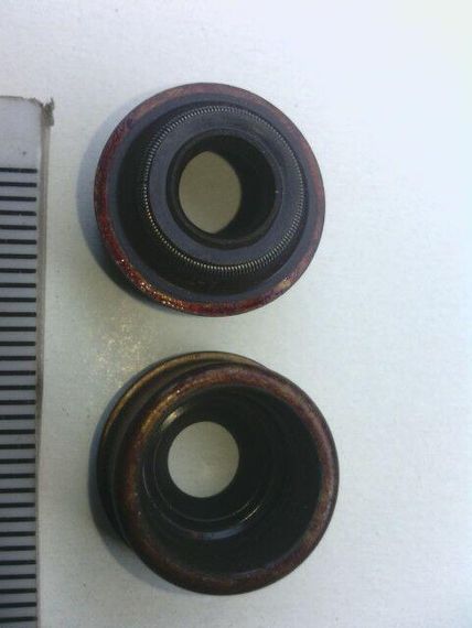 Сальники клапанов Lanos 1.5, "KOS" Корея (94580655) 1шт. (90215296) (KOVS-010)